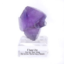 Fluorit Mov 8 – Piatra claritatii mentale si a protectiei spirituale