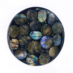 Farfurie Labradorit – Reflexii Magice și Energie Pură