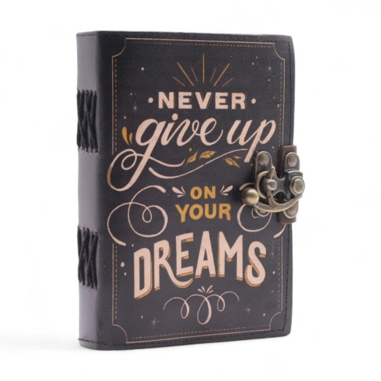 Agendă din Piele - Never Give Up On Your Dreams