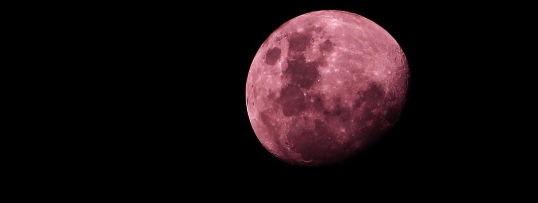 Ritual pentru Super Luna Plină în Balanță din Aprilie 2020