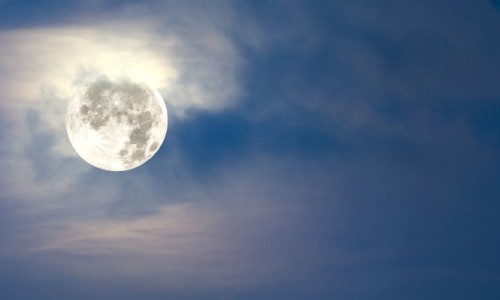 Luna Plină în Pești este una visătoare și creativă– septembrie 2021