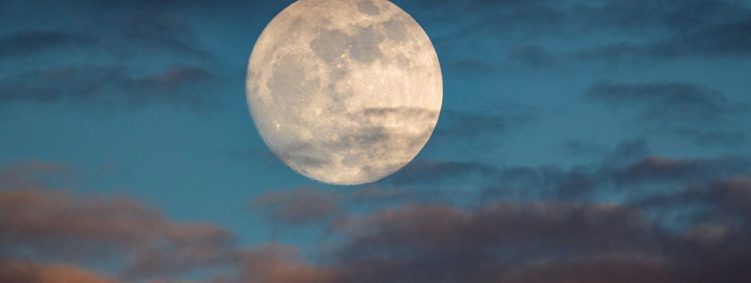 Luna Plină în Berbec aduce vindecare profundă