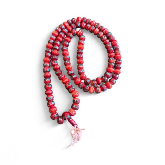 Mala din os – conexiune cu efemerul și transformarea spirituală